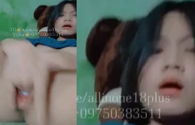 စဖုတ်နှိုက်ရင်းပါးစပ်လေးဟပြီးကောင်းနေတာ ချစ်စရာလေး