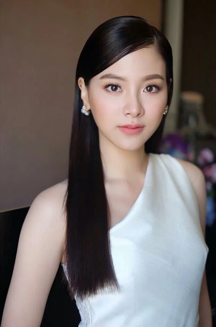 အပျိုတွေထက်လှတယ်