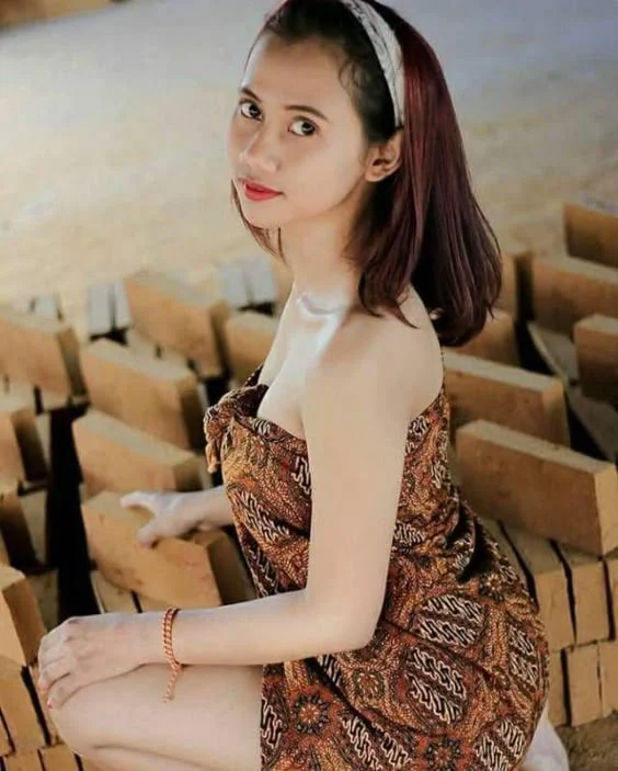 ငယ်ကအချစ် နှစ်ပေါင်းတစ်ရာ