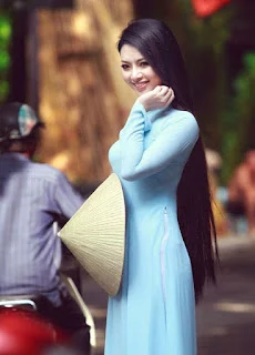 အန်တီရဲ့ဂွင်ကျော်