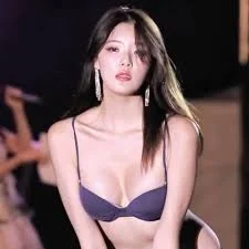 တစ်ဘဝစာမျှော်နေမယ့်ကိုကို