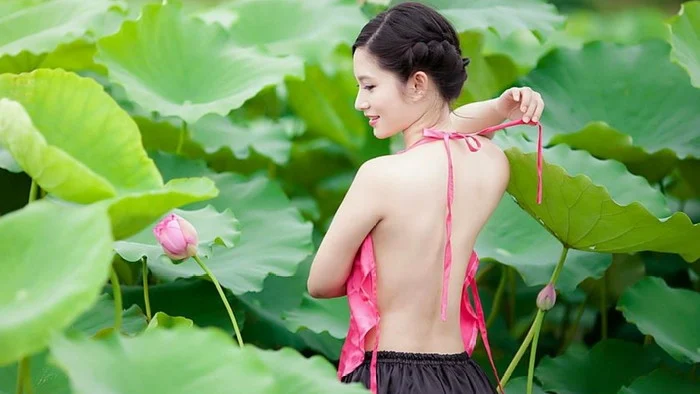 မစိန်ခင် နှင့် ခွေးသိုး