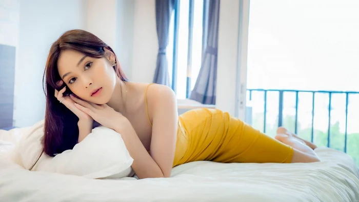 ဘုဂလန့်မောင်မောင်နှင့် သူ့မမကြီးများ