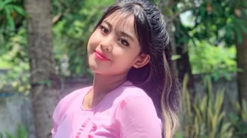 သူများနဲ့ ညားတဲ့ ငါ့ရည်းစား