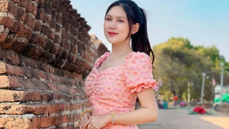 အရေခြုံ အချစ်