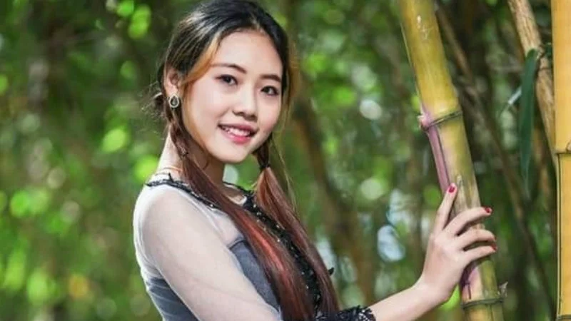 ခွင့်လွှတ်ပါ ဆရာမ