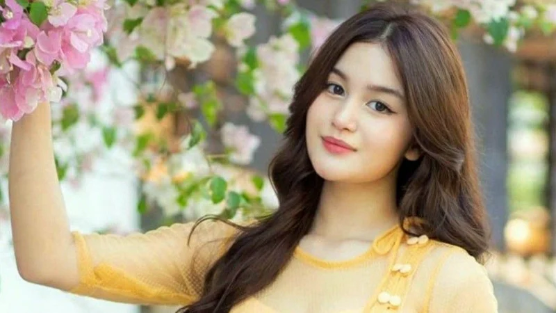 ချစ်ခြင်း၏ ပန်းတိုင်ဆီသို့ နှလုံးသားတစ်စုံ