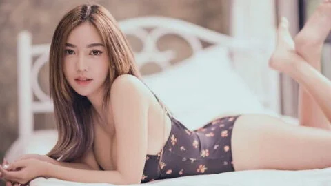 မိန်းခလေးတွေအသဲစွဲ